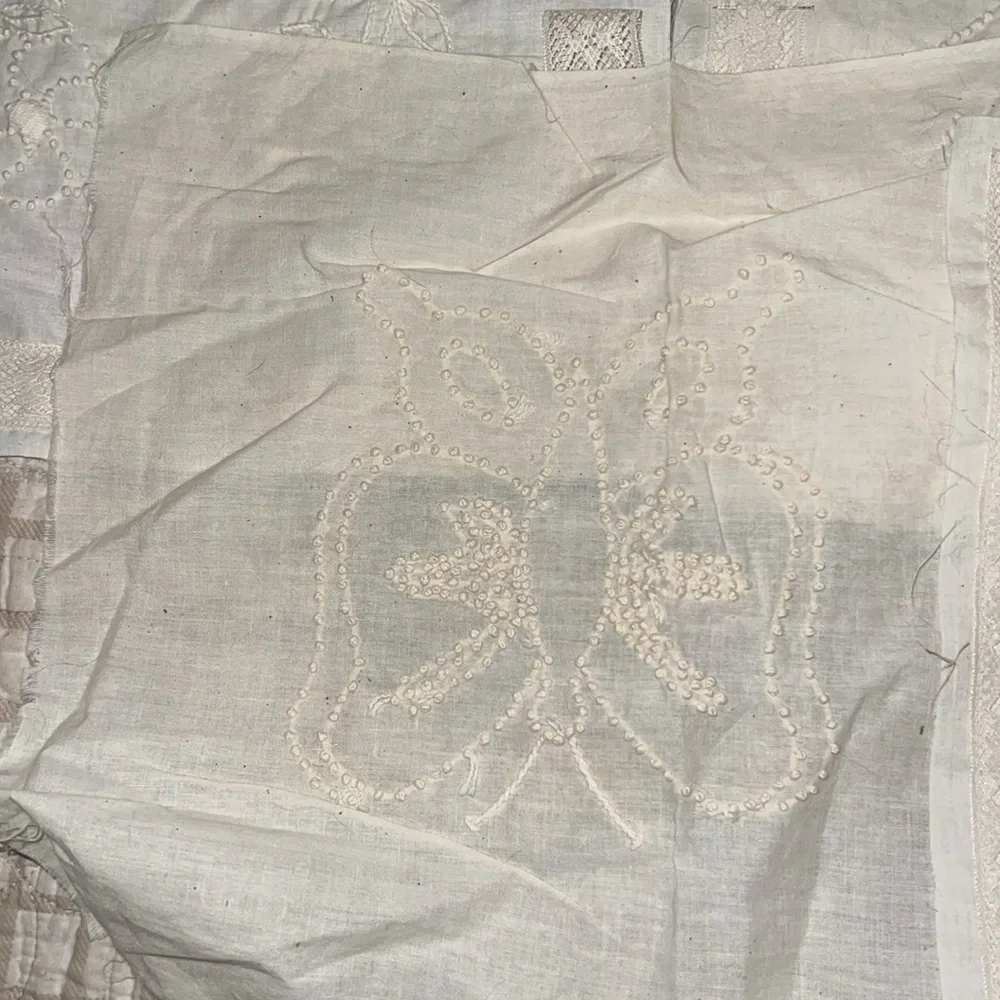 Lot 9 French hand Embroidered cream quilt Squares